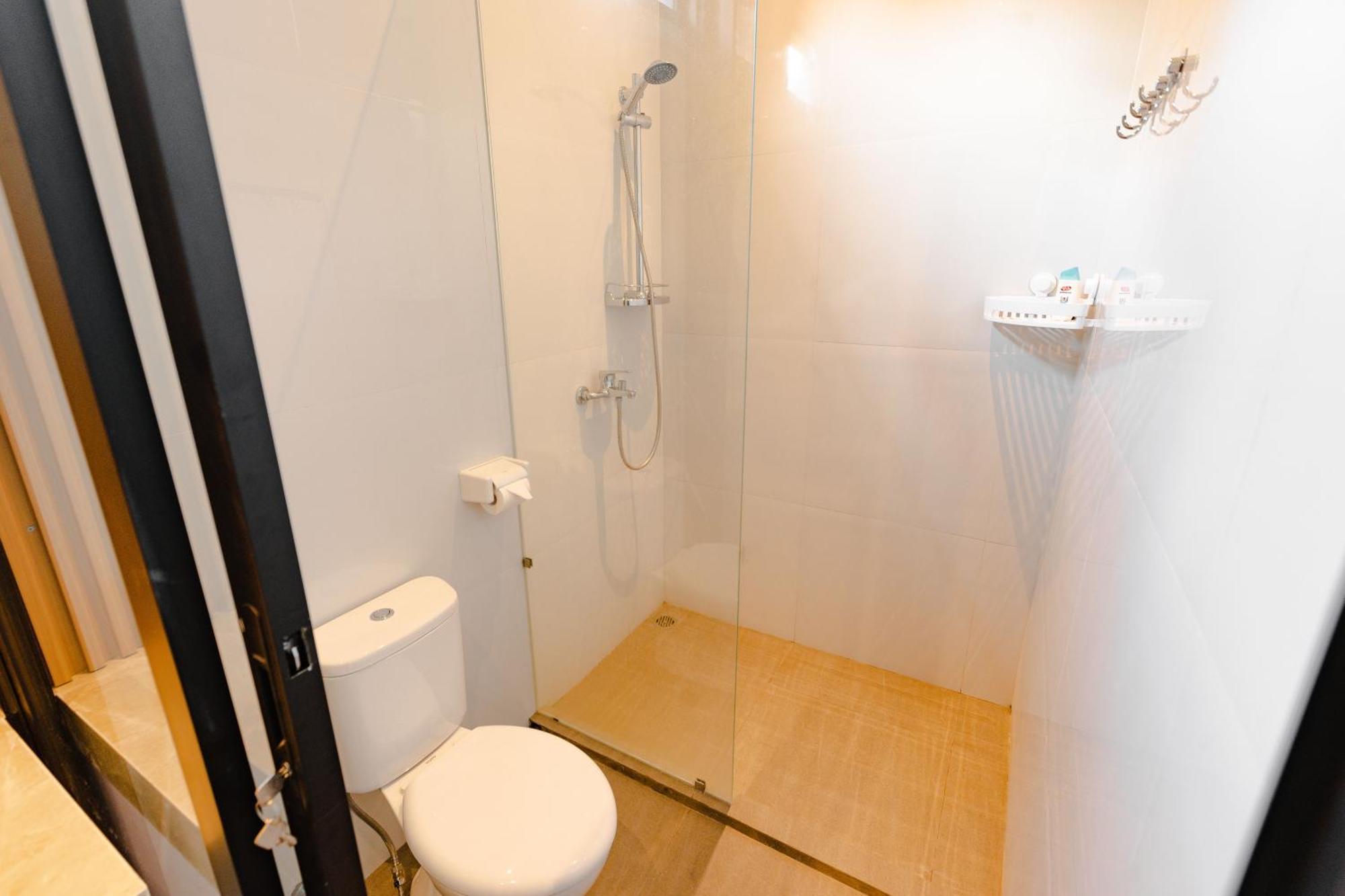 Happy Devi Guesthouse Canggu  Bagian luar foto
