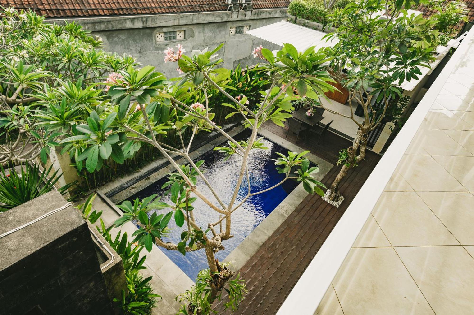 Happy Devi Guesthouse Canggu  Bagian luar foto